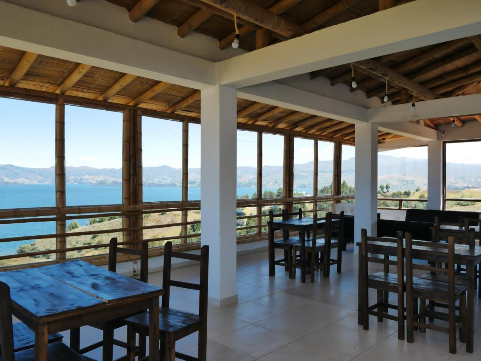 Hotel Tota Eliseo Playa Blanca Lago De トタ エクステリア 写真