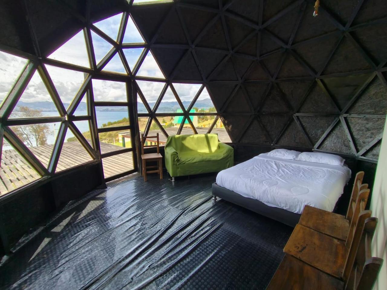 Hotel Tota Eliseo Playa Blanca Lago De トタ エクステリア 写真